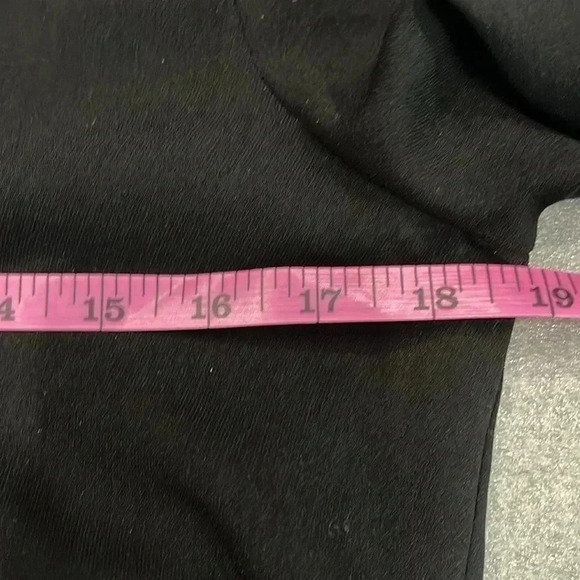 ❤️2/$50❤️[2]Marciano Black  L/S Romper-NWOT - Picture 10 of 13